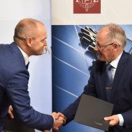 Politechnika Łódzka podpisała umowę o współpracy z  Wielton S.A.