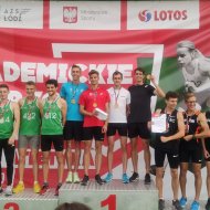 Zwycięska sztafeta 4x400m w składzie (L) Mateusz Rzeźniczak, Mateusz Wójcik, Jędrzej Hasiura i Kajetan Duszyński