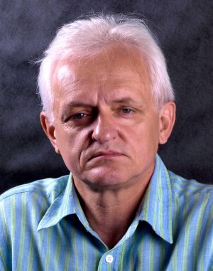 Prof. Jerzy Wojewoda z Wydziału Mechanicznego PŁ