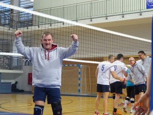 Professor Krzysztof Jóźwik after winning a game of volleyball. Photo: Personal collection